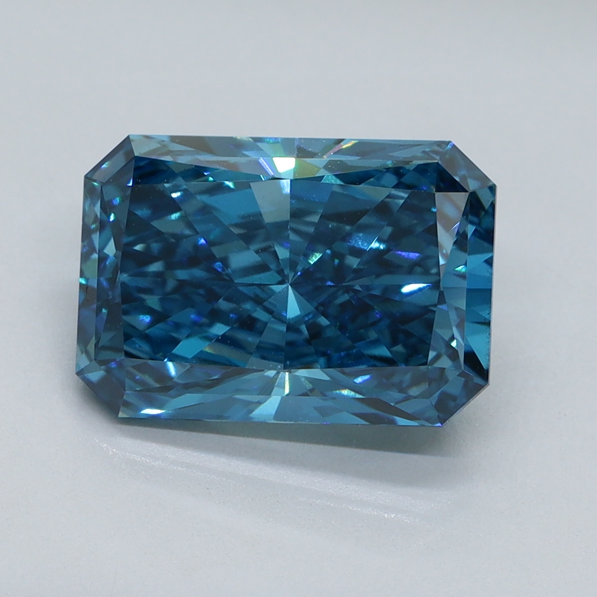 Welcome to LabGlow DiamondDetailsReport